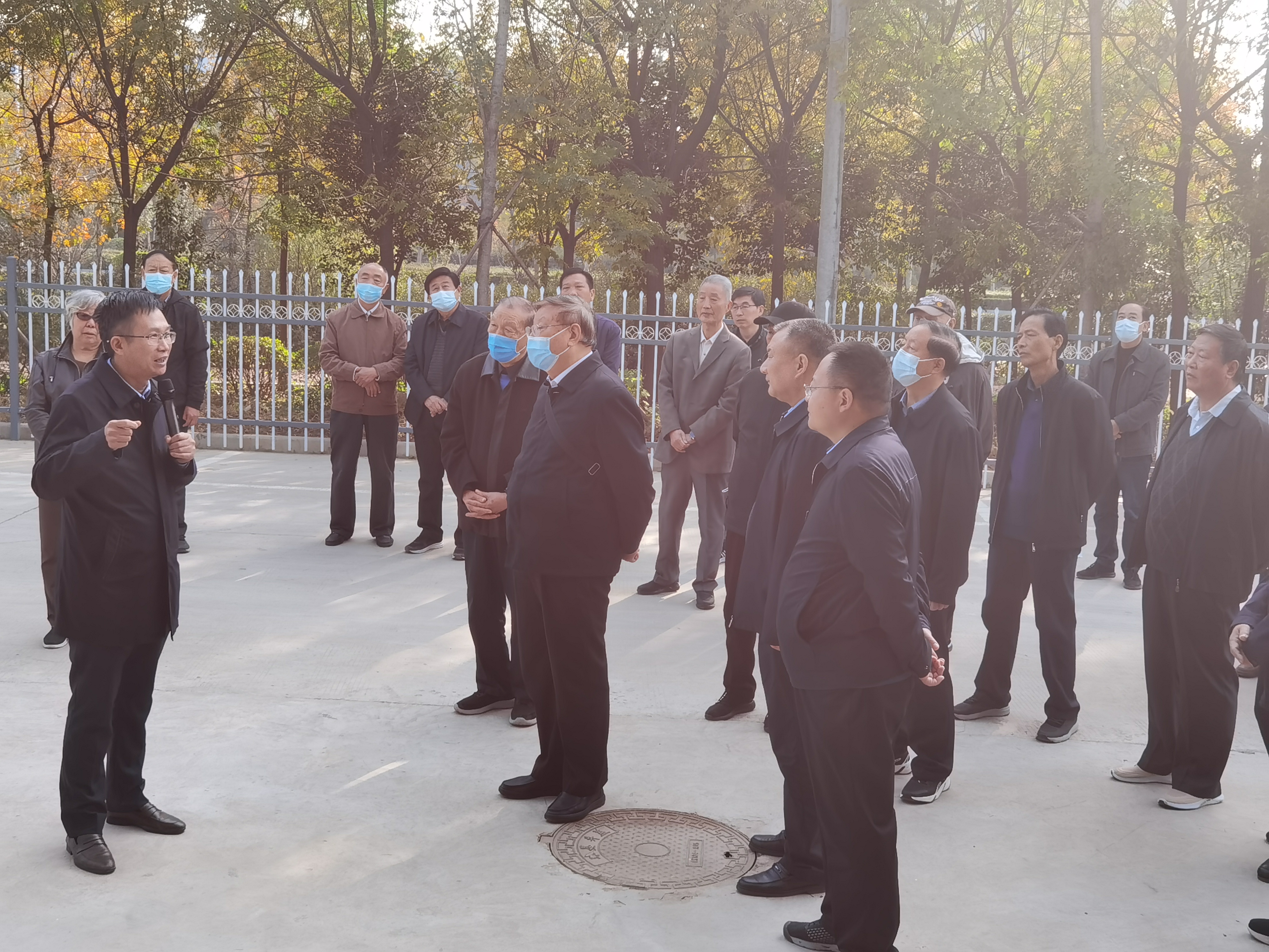 安陽市(shì)離(lí)退休幹部莅臨克能(néng)參觀考察（2021年(nián)10月(yuè)27日(rì)）