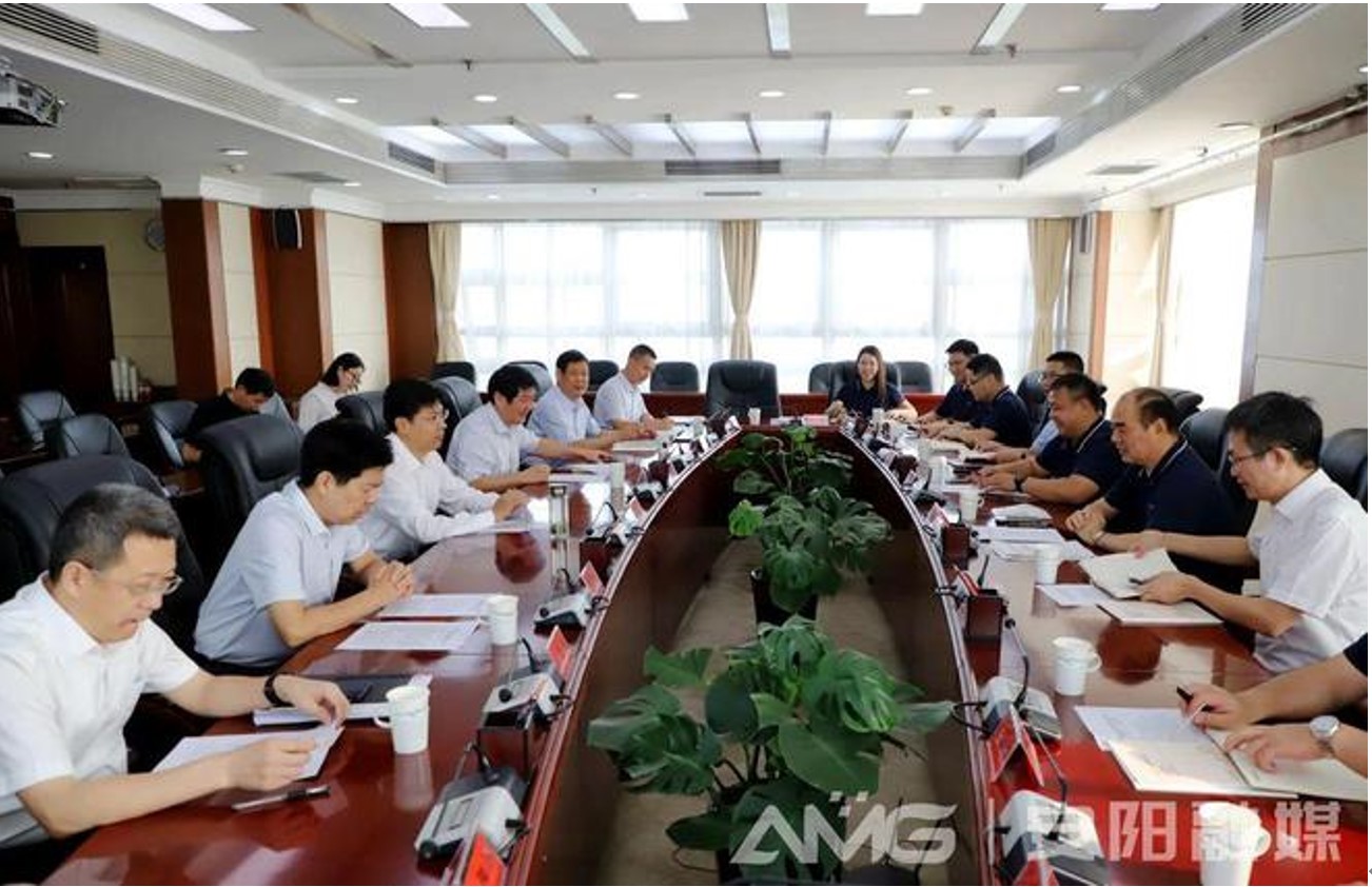 安陽市(shì)委書(shū)記袁家(jiā)健會(huì)見(jiàn)陽光(guāng)電(diàn)源董事(shì)長(cháng)曹仁賢及克能(néng)創始人(rén)柯克（2023年(nián)9月(yuè)5日(rì)）